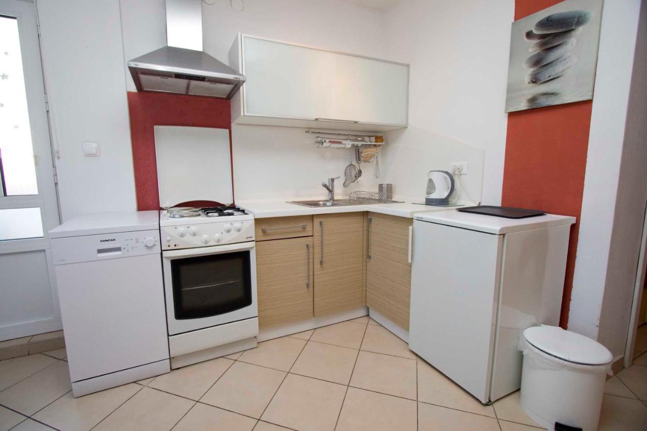 Apartman Mia I Toni Макарська Екстер'єр фото